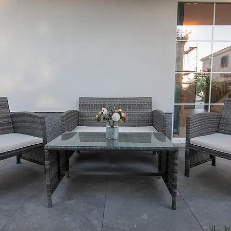 Villa Ocean Breeze By The Sea With Pool Zaglavice